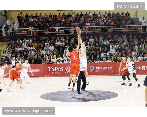 进攻端表现出色，前场竞争愈发激烈。，进攻阶段